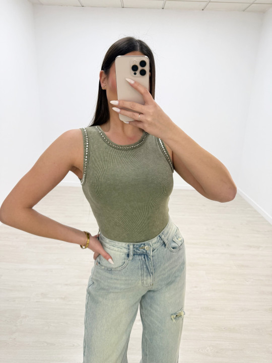 TOP LAVADO TACHAS VERDE